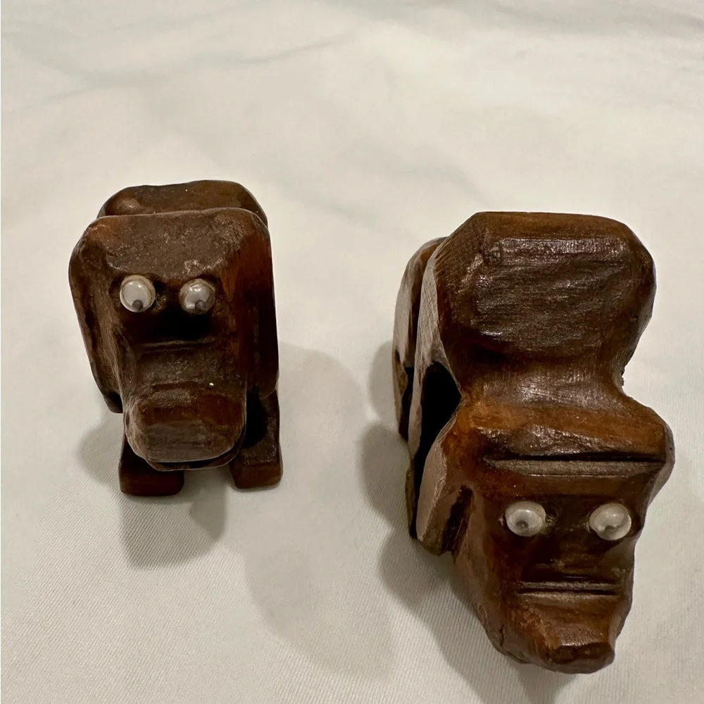 Hand-Carved Vintage Wooden Basset Hound Pair - Folk Art